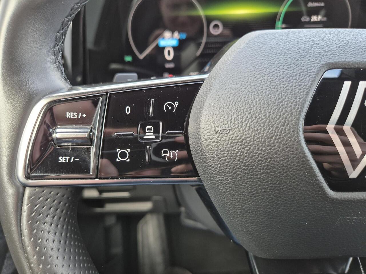 Renault ESPACE E-Tech Full Hybrid 200 techno 7p. / 360 Graden Camera / Adaptief Cruise Control / Elektrische Achterklep / / Navigatie / Apple Carplay & Android Auto / Lichtmetalen Velgen 19" /