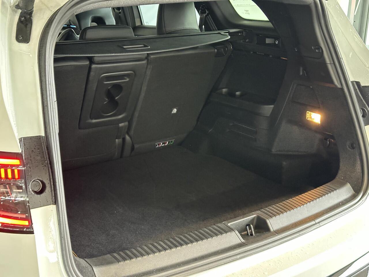 Renault ESPACE E-Tech full hybrid 200 techno 5p. | TREKHAAK | ELEKTRISCHE STOELEN EN ACHTERKLEP | STOEL-/STUURVERWARMING | ACHTERUITRIJCAMERA