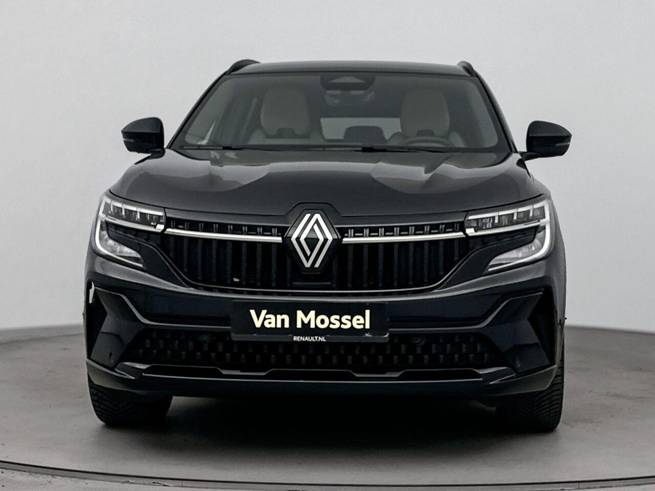 Renault ESPACE E-Tech full hybrid 200Pk iconic 7p. Automaat | Navigatie | Climate Control | Cruise Control Adaptief | 4Control | Apple Carplay/Android Auto | Stoel - en Stuur en Voorruitverwarming | Harman Kardon Premium Sound | Lederen Bekleding 'Initiale Paris' in G