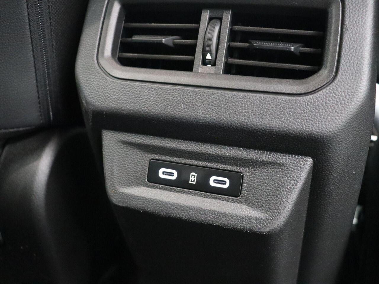 Renault ESPACE E-Tech full hybrid 200 techno 7p. | LED | Elektr.achterklep | Cruise | Clima | Stuurverwarming.