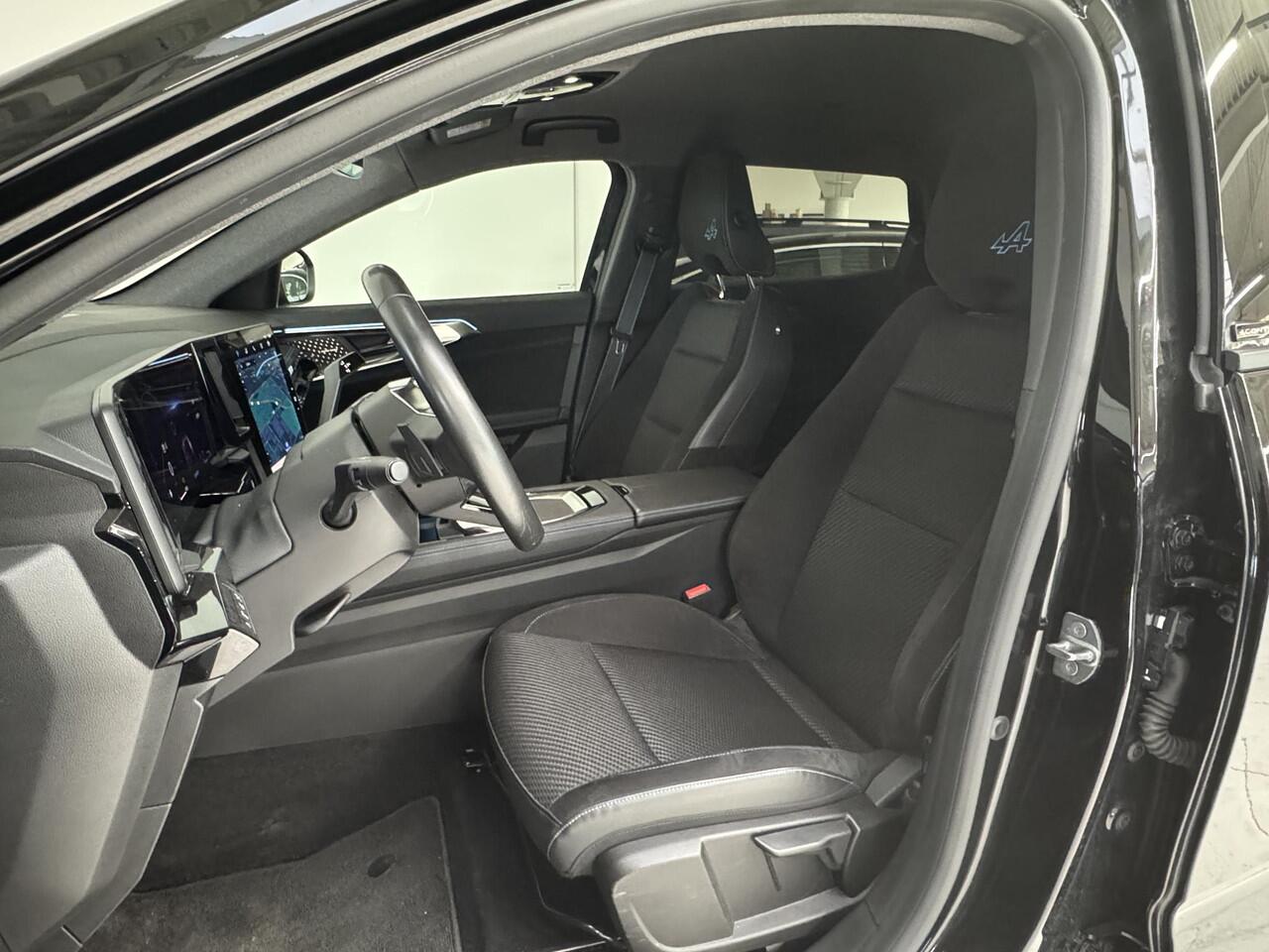 Renault ESPACE E-Tech full hybrid 200 Esprit Alpine 7p. | Navigatie | 360° Camera | Harman / Kardon | Matrix LED | Trekhaak | All-Season Banden |