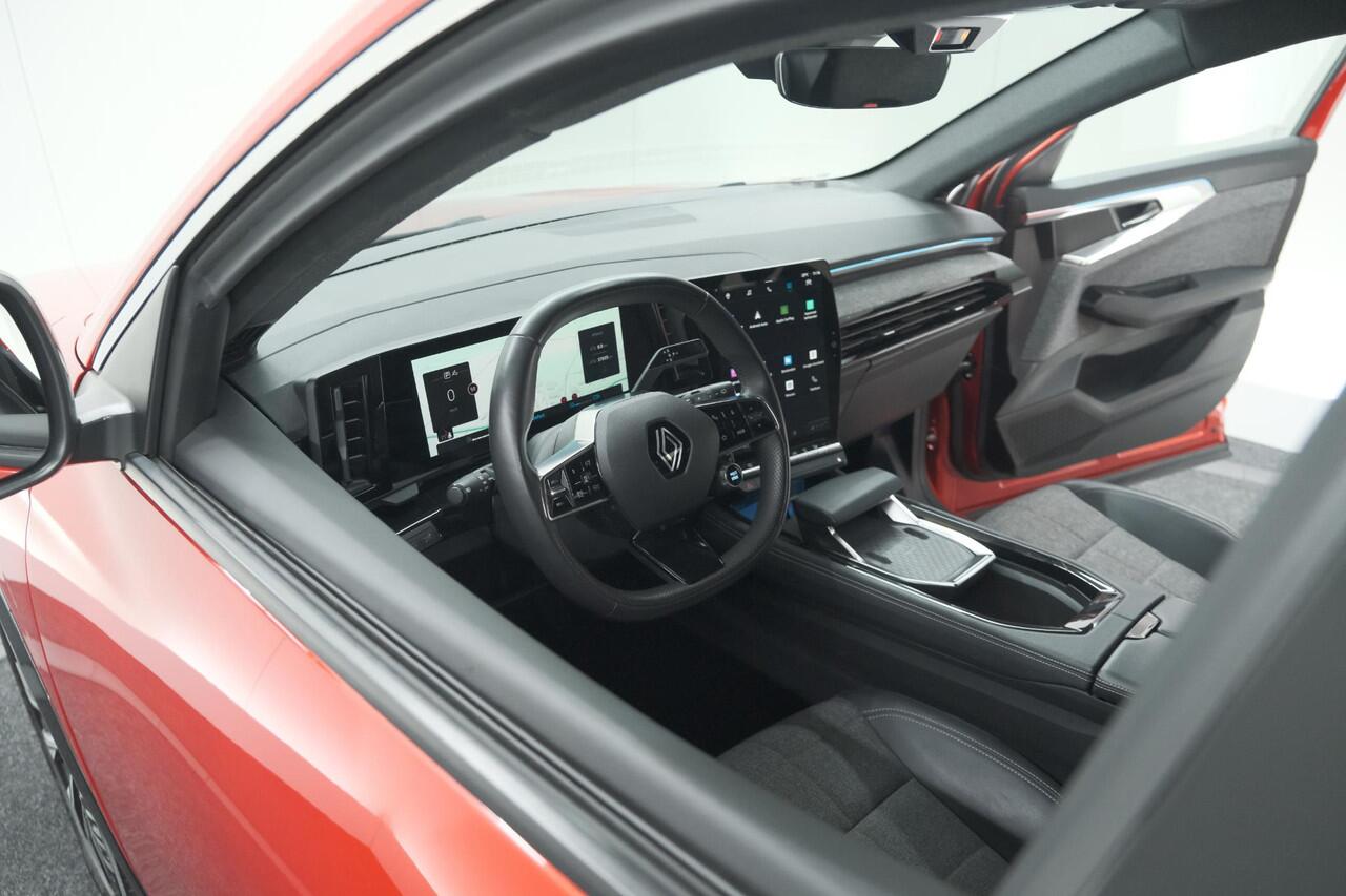 Renault ESPACE E-Tech Full Hybrid 200 Techno | 7 Zitplaatsen | 360 Camera | Adaptieve Cruise Control | Elektrische Kofferklep