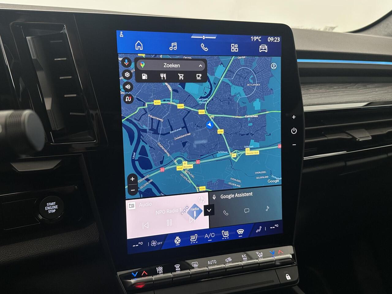 Renault ESPACE 1.2 E-Tech Full Hybrid 200 Iconic 7p. | Matrix LED | Panoramadak | Harman Kardon | Pack Advanced Driving Assist