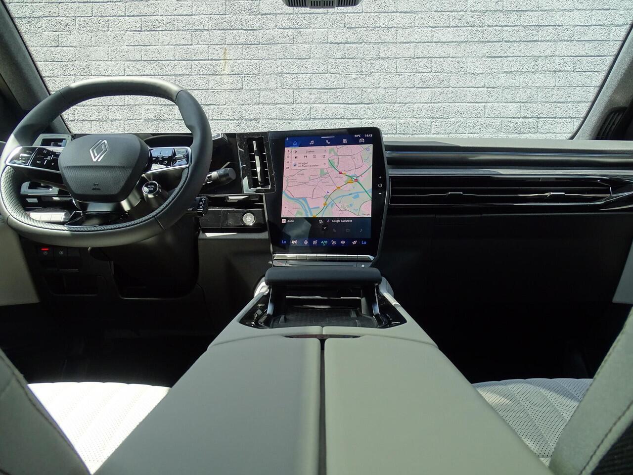 Renault ESPACE E-Tech full hybrid 200 iconic 7p. | PACK HARMAN KARDON | PACK ADVANCED DRIVING ASSIST | PANORAMISCH VAST DAK | EASY PARK ASSIST |