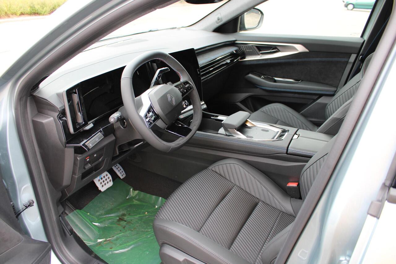 Renault ESPACE E-Tech full hybrid 200 esprit Alpine 7-persoons | SPECIALE EINDEJAARSPRIJS ! | Nieuw model | Solarbay | Harman&Gardon