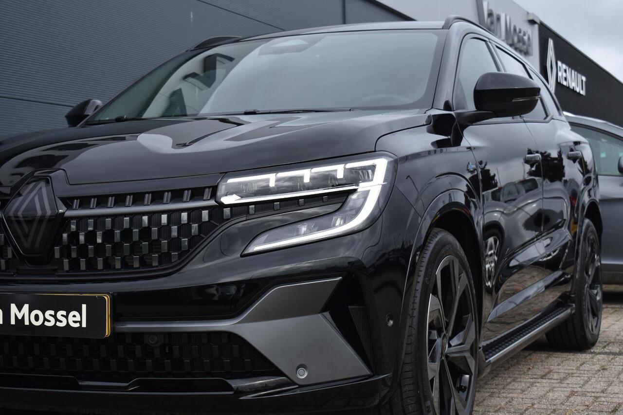 Renault ESPACE E-Tech Full Hybrid Esprit Alpine 5p. 200PK | Panoramadak | Sidesteps | Google Navigatie | 4Control | Stoel- en Stuurverwarming | 20" Inch Lichtmetalen Velgen | Apple CarPlay & Android Auto