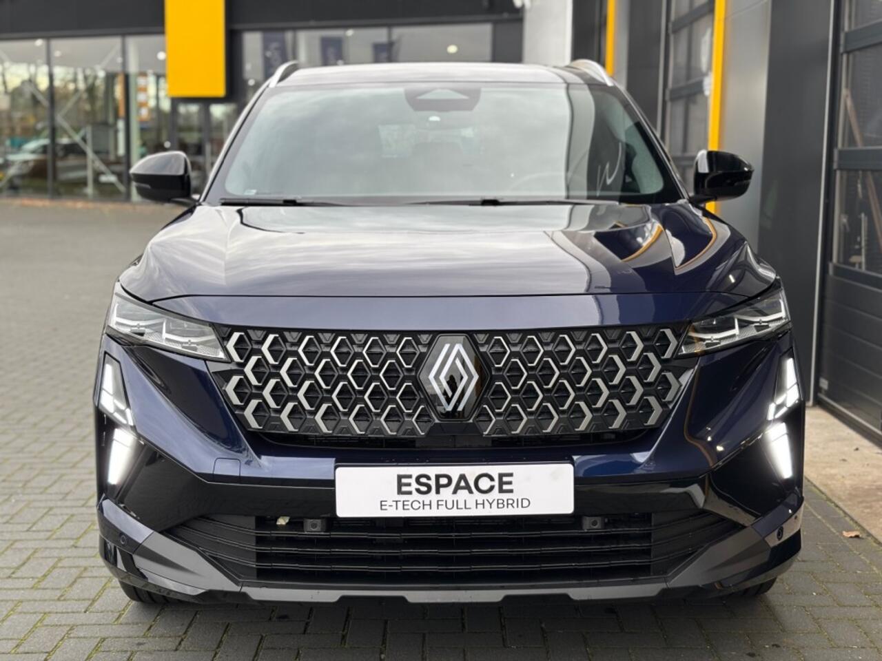 Renault ESPACE Techno Full Hybrid E-Tech 200 - 7 Zits Pack Solid