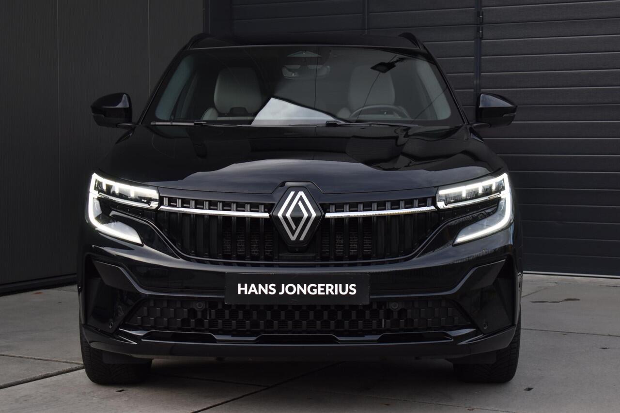 Renault ESPACE E-Tech full hybrid 200 iconic | 7 PERSOONS | FULL OPTION | 360 CAMERA | HARMAN/KARDON | PANORAMADAK | STUUR/STOELVERWARMING | ADAPT. CRUISE CONTROL | HUD | LEDER