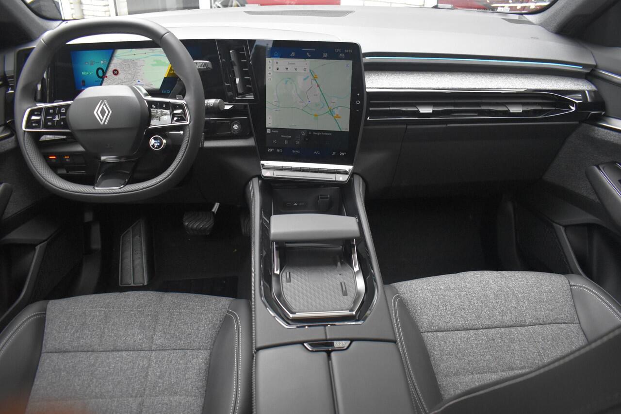 Renault ESPACE E-Tech full hybrid 200 techno 7p. Pano ACC Navi LE