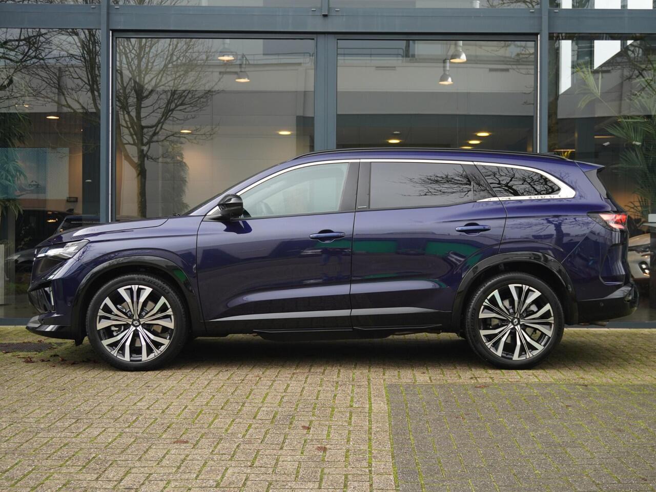 Renault ESPACE E-Tech full hybrid 200 iconic 5p. AUTOMAAT / 1.800KM / PANO / HARMAN-KARDON / NAVI / 360° CAMERA / STOELV. / STUURV. / E.L. ACHTERKLEP / ADAPT. CRUISE / CLIMATE / 4-CONTROL / 20'' LMV