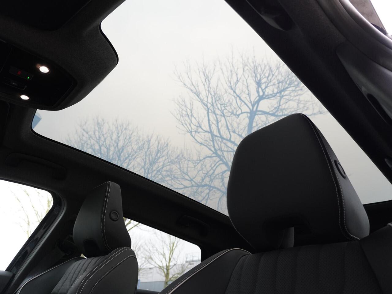 Renault ESPACE E-Tech full hybrid 200 iconic 5p. AUTOMAAT / 1.800KM / PANO / HARMAN-KARDON / NAVI / 360° CAMERA / STOELV. / STUURV. / E.L. ACHTERKLEP / ADAPT. CRUISE / CLIMATE / 4-CONTROL / 20'' LMV