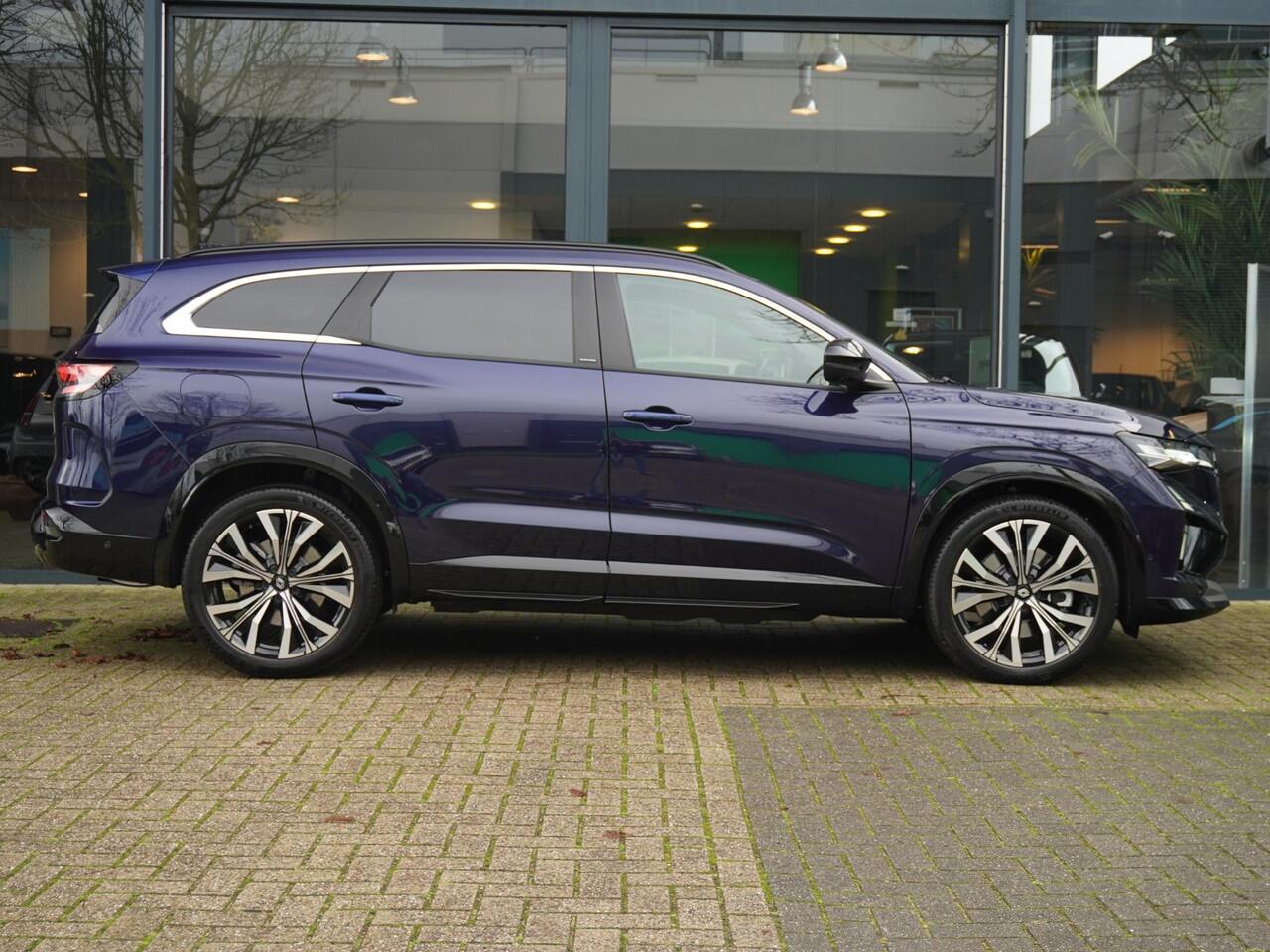 Renault ESPACE E-Tech full hybrid 200 iconic 5p. AUTOMAAT / 1.800KM / PANO / HARMAN-KARDON / NAVI / 360° CAMERA / STOELV. / STUURV. / E.L. ACHTERKLEP / ADAPT. CRUISE / CLIMATE / 4-CONTROL / 20'' LMV