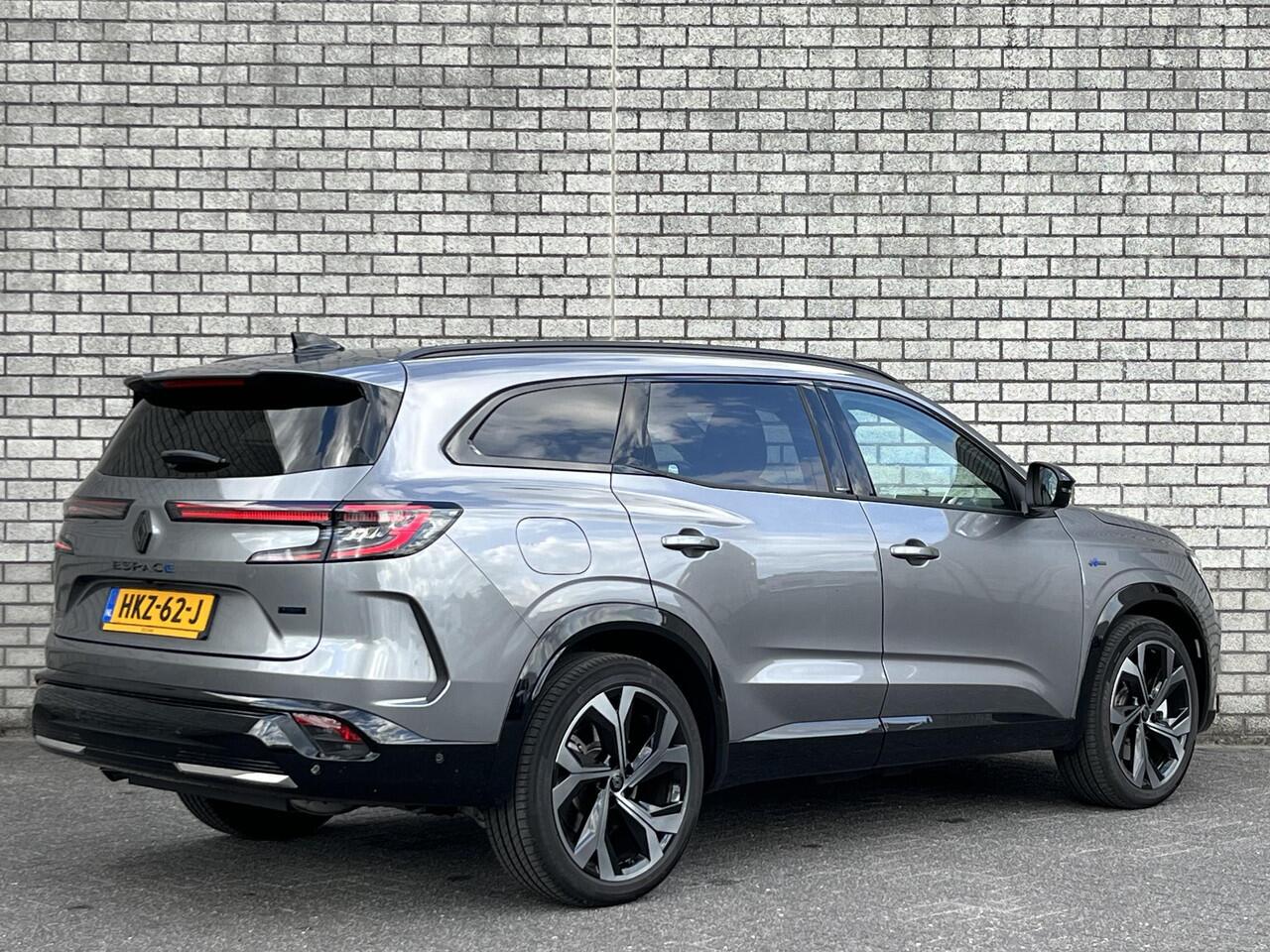 Renault ESPACE E-Tech full hybrid 200 Esprit Alpine 5p. | 360° Camera | El. achterklep | Vierwielbesturing |