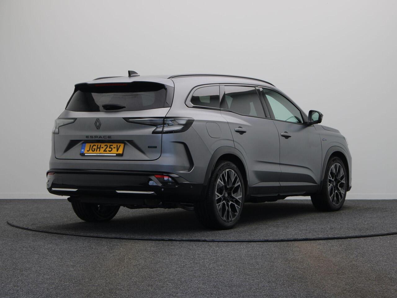 Renault ESPACE E-Tech full hybrid 200 esprit Alpine 7p. | Full option | Harman kardon | Panoramisch dak | Active driver assist | HUD |