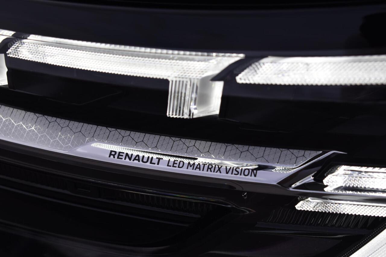 Renault ESPACE E-Tech full hybrid 200 iconic | 7 PERSOONS | FULL OPTION | STUUR/STOELVERWARMING | PANORAMADAK | HARMAN/KARDON | HUD | 360 CAMERA | ALL-SEASONBANDEN | ADAPT. CRUISE CONTROL |