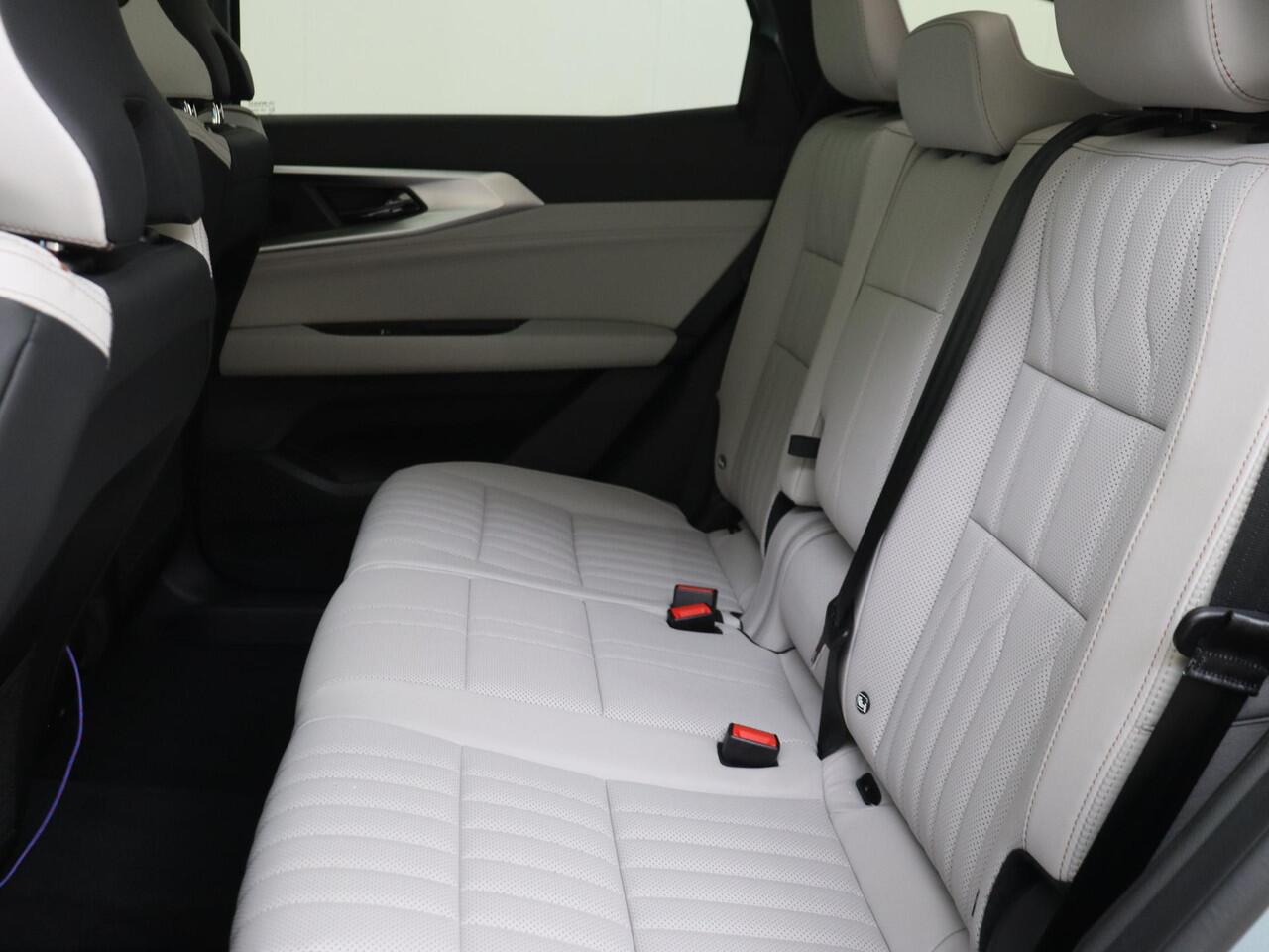 Renault ESPACE E-Tech Full Hybrid Iconic 5p. 200PK | Head-Up Display | Solarbay Panoramadak | Harman Kardon Audio | Volleder Interieur | 360 Camera | 20'' Inch Velgen | Stoelmassage | Apple CarPlay & Android Auto