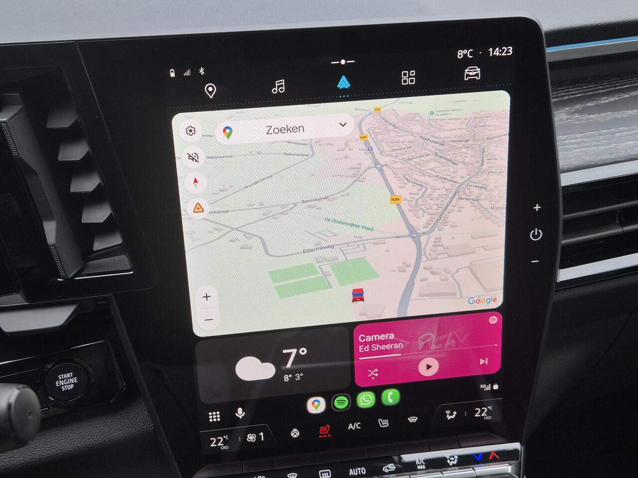 Renault ESPACE E-Tech full hybrid 200 iconic 7p. Automaat / 7 Persoons / Fabrieksgarantie tot 02-2027 / Dealer onderhouden / Allseason banden / Pack Harman Kardon premium sound / Pack Advanced Drive Assist / Panoramadak / Elektrische achterklep /