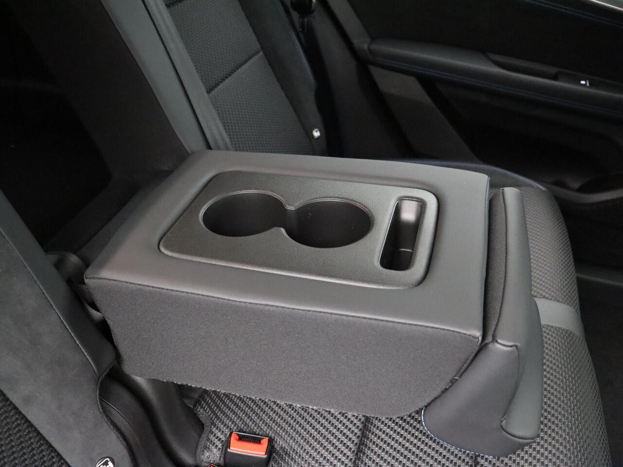 Renault ESPACE E-Tech full hybrid 200pk esprit Alpine 5p. | Harman kardon | 360 graden camera | Active driver assist | Panoramisch vast glazen dak |