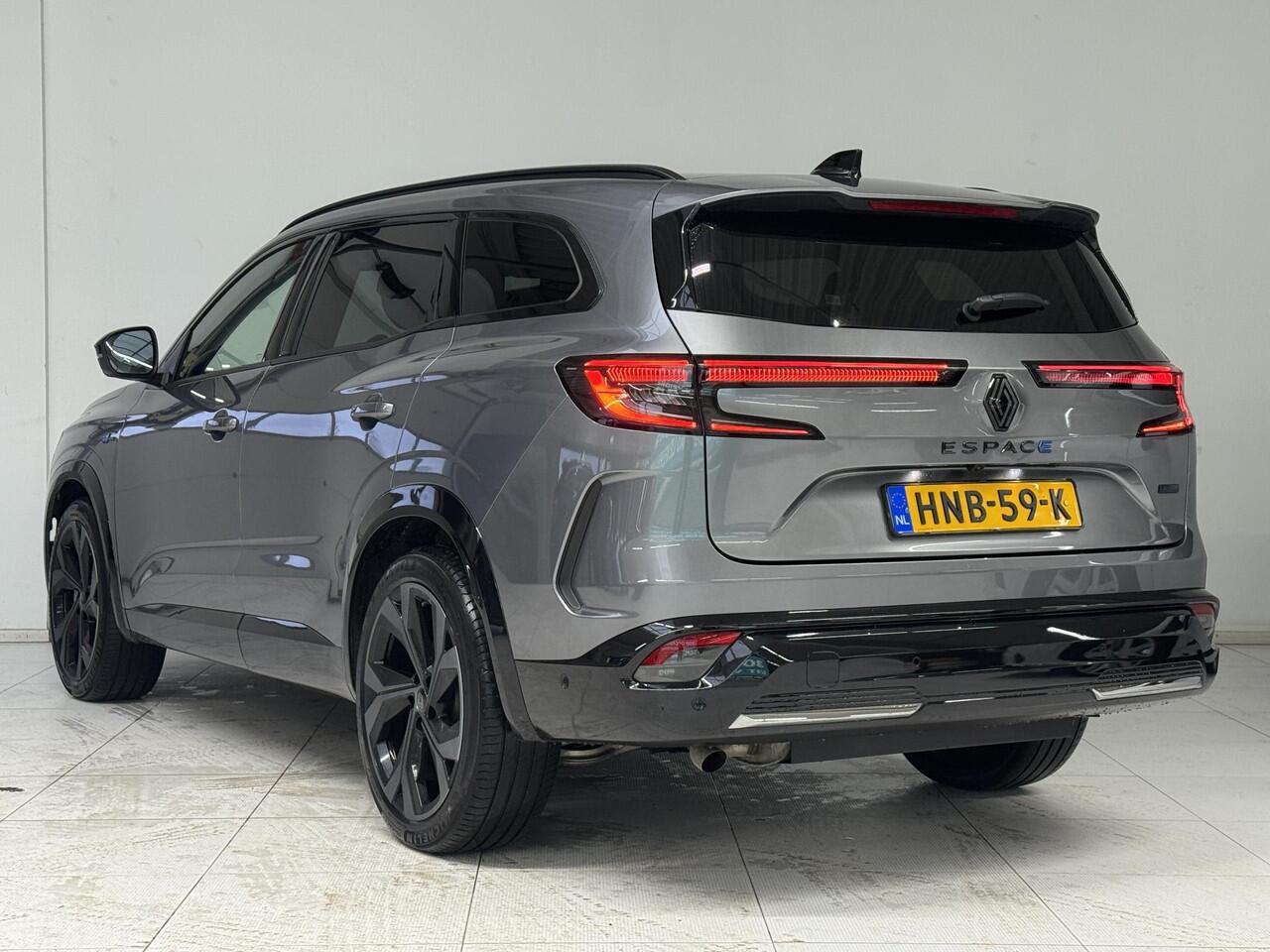 Renault ESPACE E-Tech full hybrid 200 Esprit Alpine 7p. | Navigatie | Panoramadak | Harman / Kardon | 360° Camera | Stoel + Stuurverwarming |