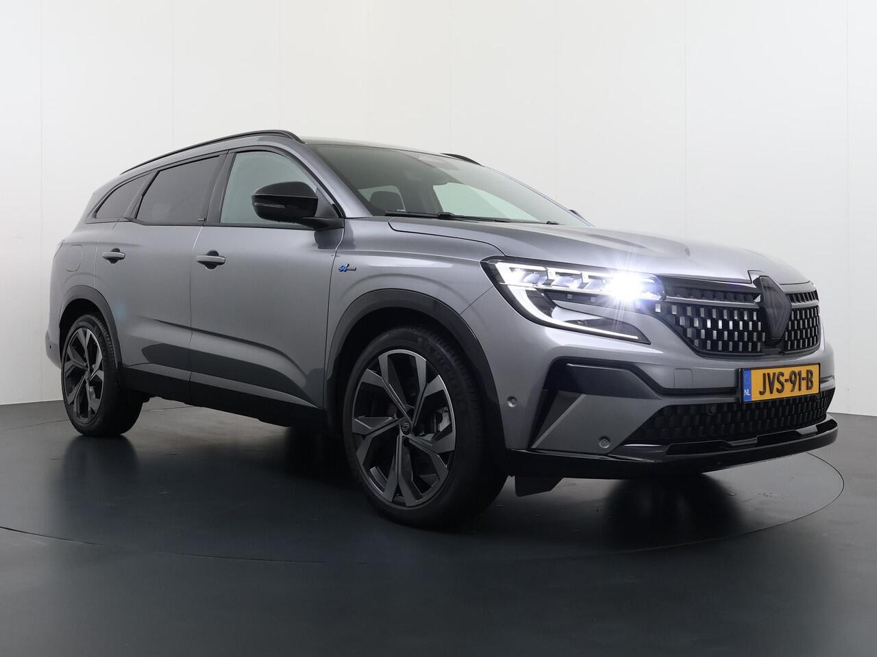 Renault ESPACE E-Tech full hybrid 200 esprit Alpine 7pl VAN ¤43.900,- NU VOOR SLECHTS ¤39.877,- Uw LENTEVOORDEEL ¤4.023,- |7 Persoons | 20 inch | Adaptieve cruise control | Fabrieksgarantie tot 7-2027 | stoel + stuurverwarming | BTW verrekenbaar |