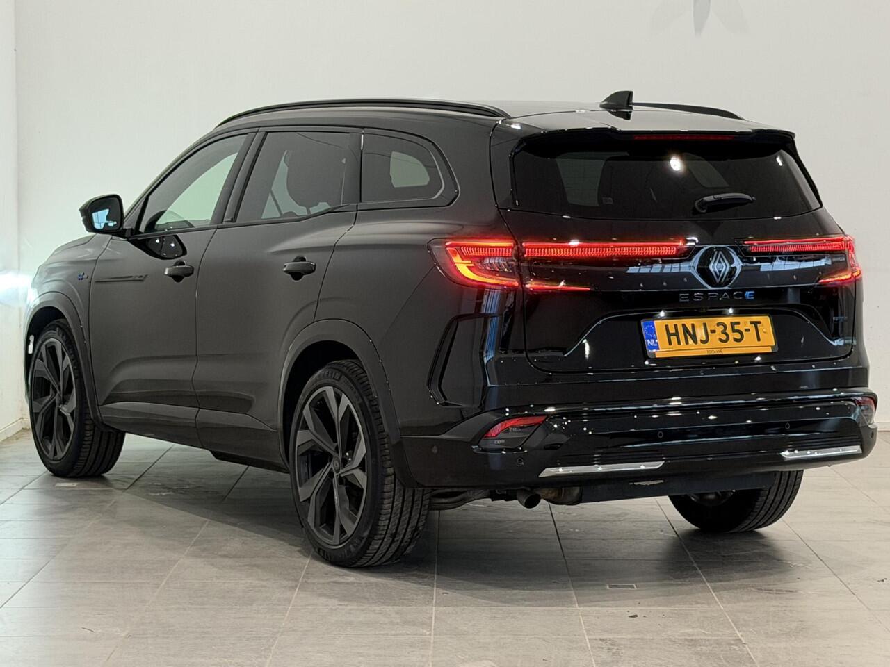 Renault ESPACE 1.2 E-Tech Full Hybrid 200 Esprit Alpine 7p. | 360° camera | Panoramadak | Harman Kardon | Stoel-, stuur- en voorruitverwarming