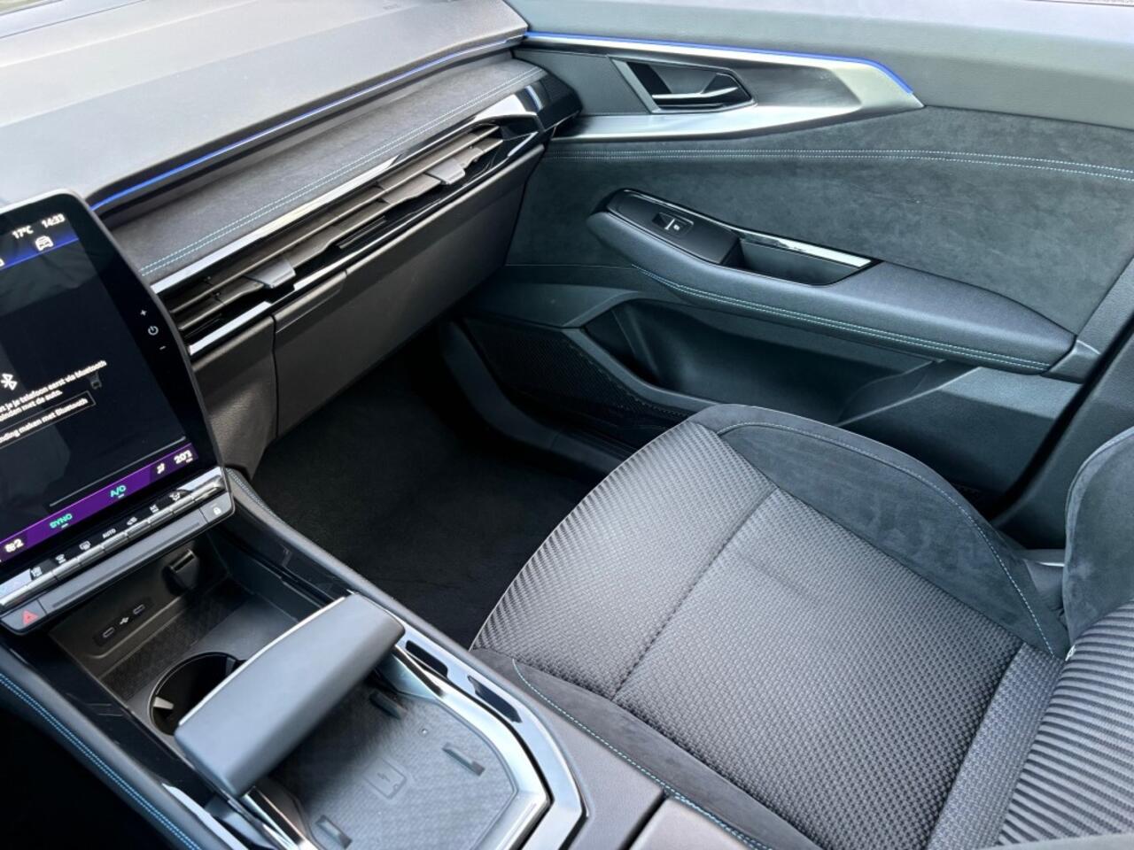 Renault ESPACE E-TECH FULL-HYBRID 200PK 4-CONTROL AUT. ESPRIT-ALPINE 7-PRS NAVI CAMERA CARPLAY AIRCO LMV PDC