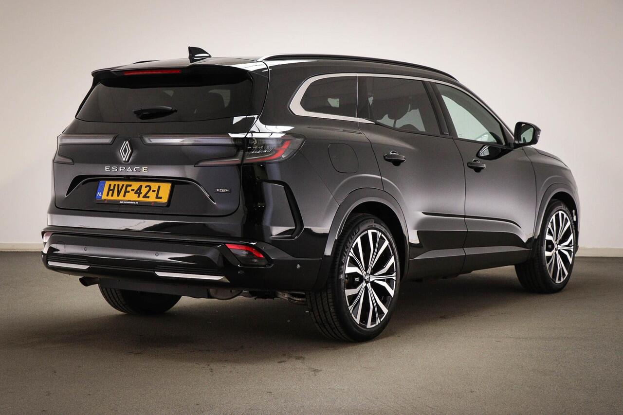 Renault ESPACE E-Tech full hybrid 200 iconic 7p. | DEMO | PACK HARMAN KARDON | PACK ADVANCED DRIVING ASSIST | PANORAMISCH DAK | ELEK. VERSTELBARE BESTUURDERSTOEL INCL. GEHEUGEN |