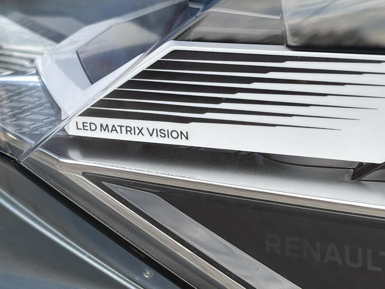 Renault ESPACE E-Tech full hybrid 200 iconic 7p. l Meer dan ¤ 4.000 voorraadvoordeel! l Gratis 5 jaar fabrieksgarantie! l Uit voorraad leverbaar!