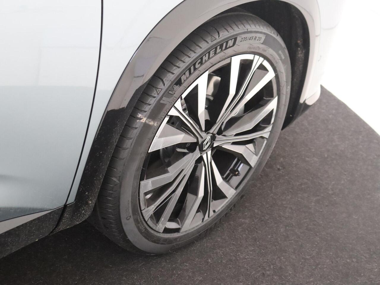 Renault ESPACE E-Tech full hybrid 200 PK iconic 7p. | Pack Vision | Pack Light & Sound | Gris Baltique