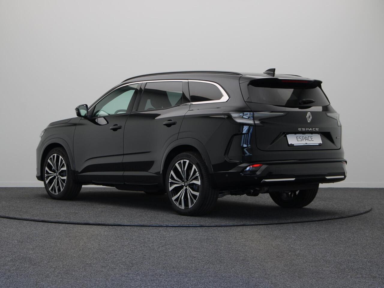 Renault ESPACE E-Tech full hybrid 200pk iconic 7p. | Vijf jaar garantie | Panoramisch vast dak | Harman Kardon | HUD | Elek. verwarmbaar voorruit |