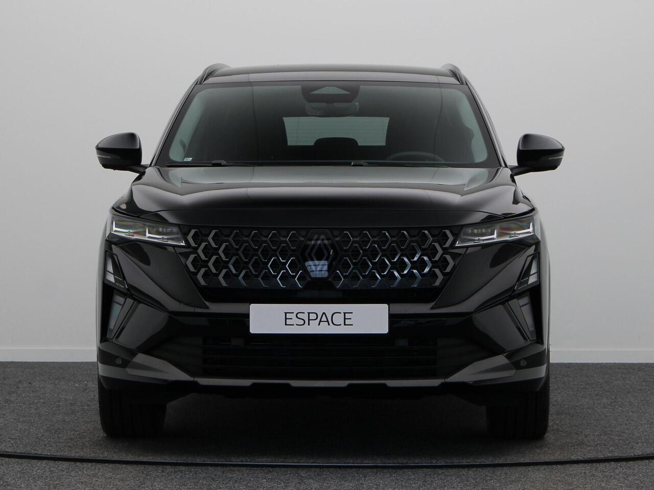 Renault ESPACE E-Tech full hybrid 200pk esprit Alpine 7p. | Vijf jaar garantie | 360 graden camera | Panoramisch vast dak | Harman Kardon | Elek. verstelbare stoelen |