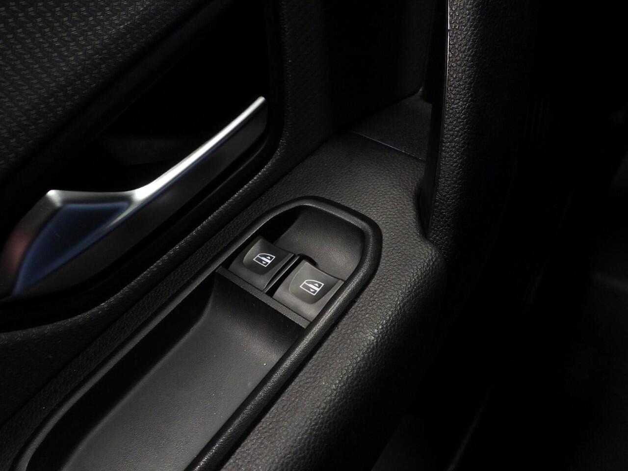 Renault EXPRESS 1.5 dCi 75 Comfort AIRCO/CRUISE/SCHUIDEUR/PDC!