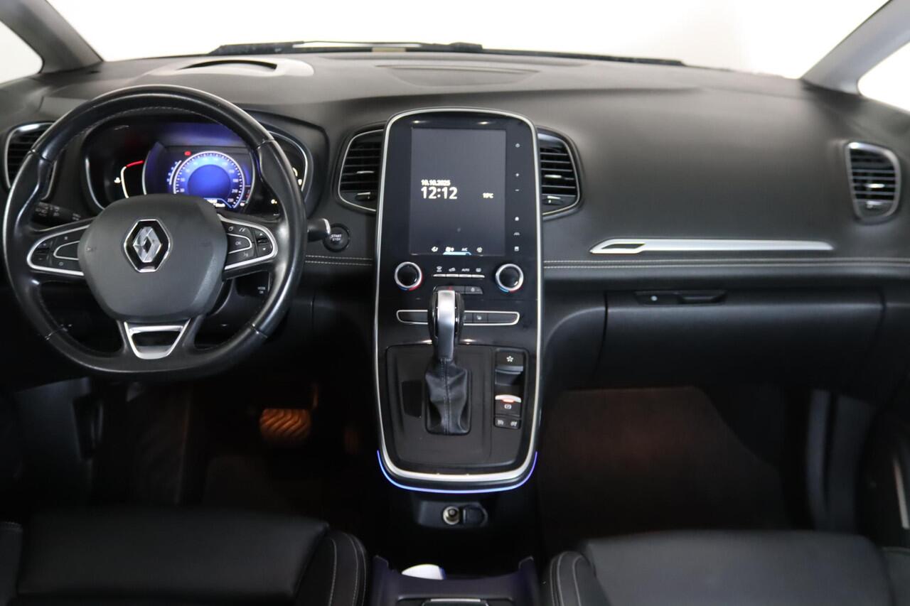 Renault GRAND SCENIC 1.3 TCe Bose Trekhaak, Leder, Head Up, Navigatie,