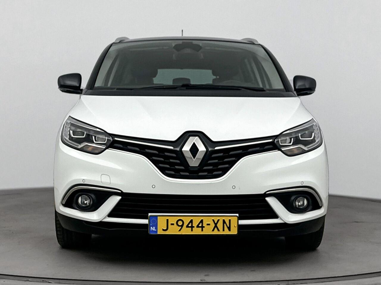 Renault GRAND SCENIC 1.3 TCe Bose 7p. 140Pk | Navigatie | Apple & Android Carplay | Climate Control | Parkersensoren Voor & Achter | Achteruitrijcamera | Panorama-Dak | Bose Geluidsysteem | Privacy Glass | Keyless Entry |