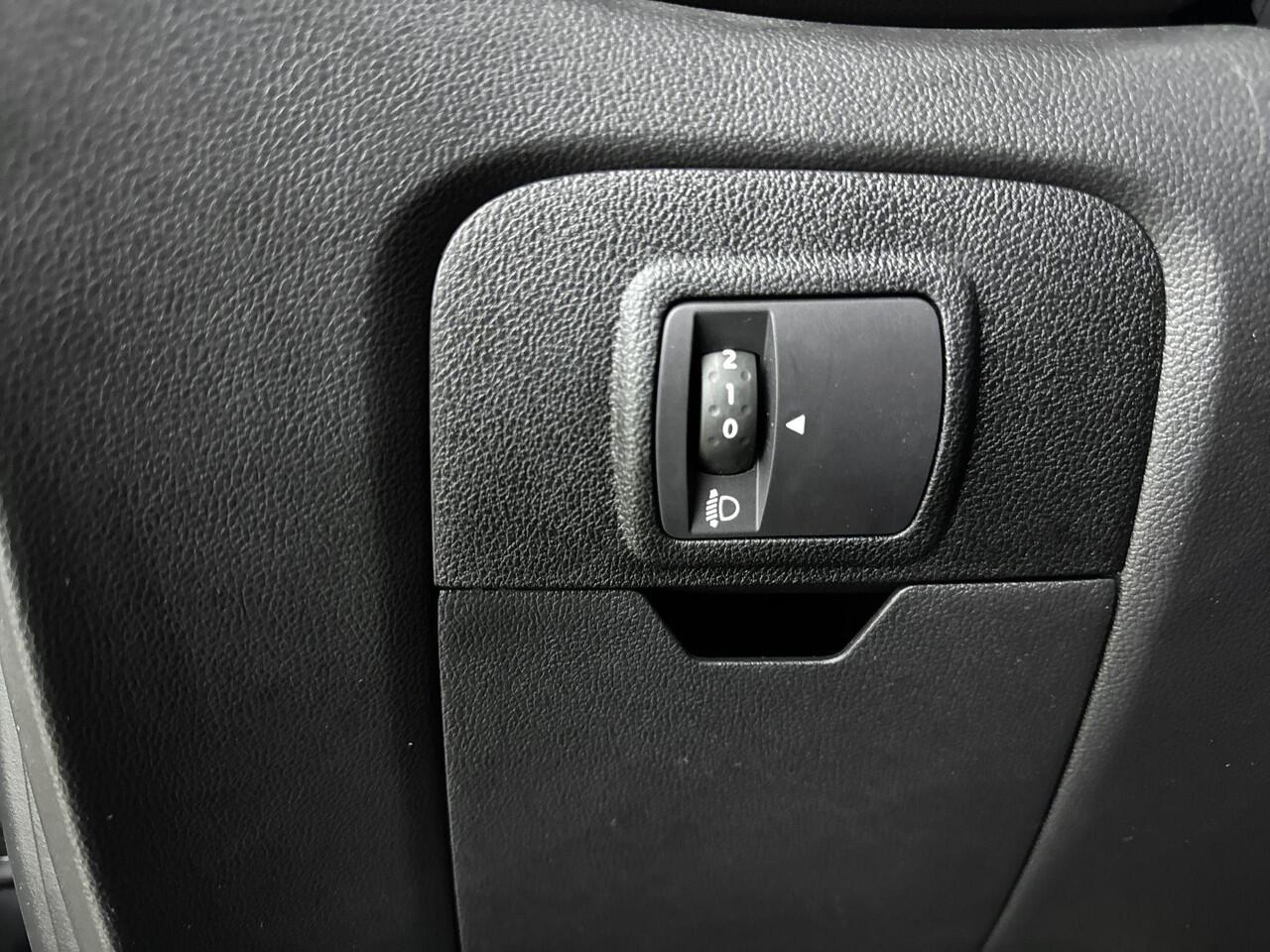 Renault GRAND SCENIC 1.3 TCe Intens 7p. | Apple CarPlay & Android Auto | Airco | Achteruitrijcamera | Parkeersensoren | Lichtmetalen velgen 20"