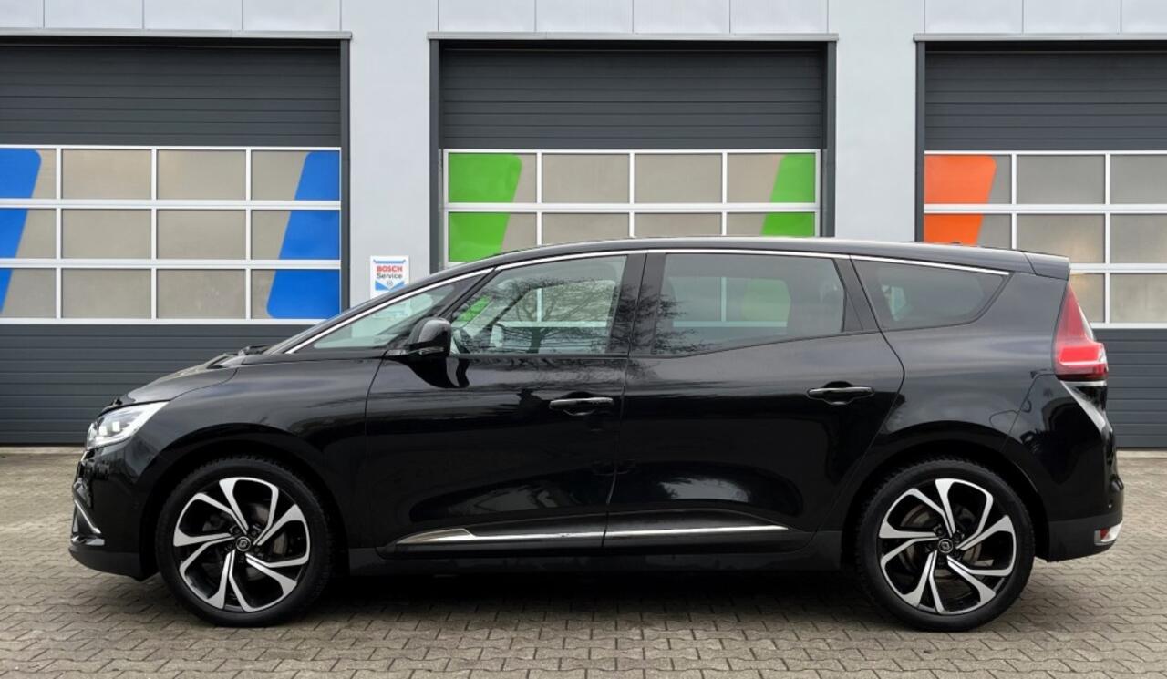 Renault GRAND SCENIC 1.3 TCE INTENS / 7 Pers / Trekhaak/ All-season / Carplay / APK