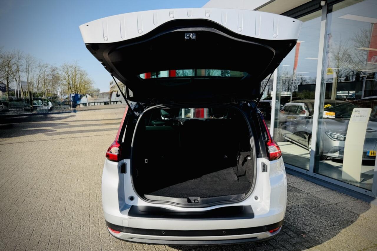Renault GRAND SCENIC 1.3 160PK Black Edition 7 Persoons | PANO | STOELVERWARMING
