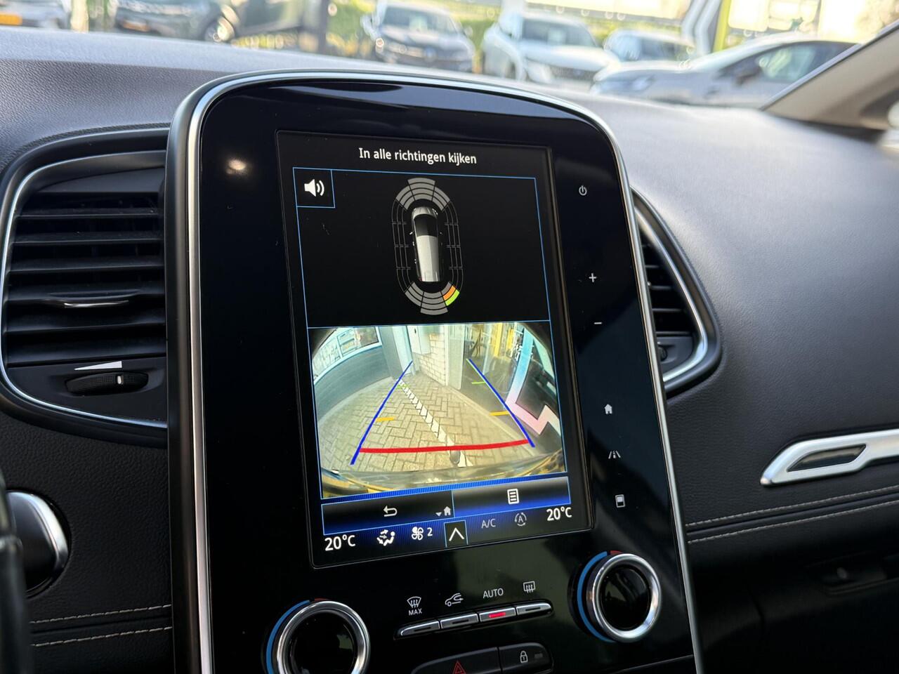 Renault GRAND SCENIC 1.3 TCe Intens 7p. | Trekhaak | Navigatie | Achteruitrijcamera | LED | DAB | Climate Control | Key-less | Cruise Control | Lichtmetaal |