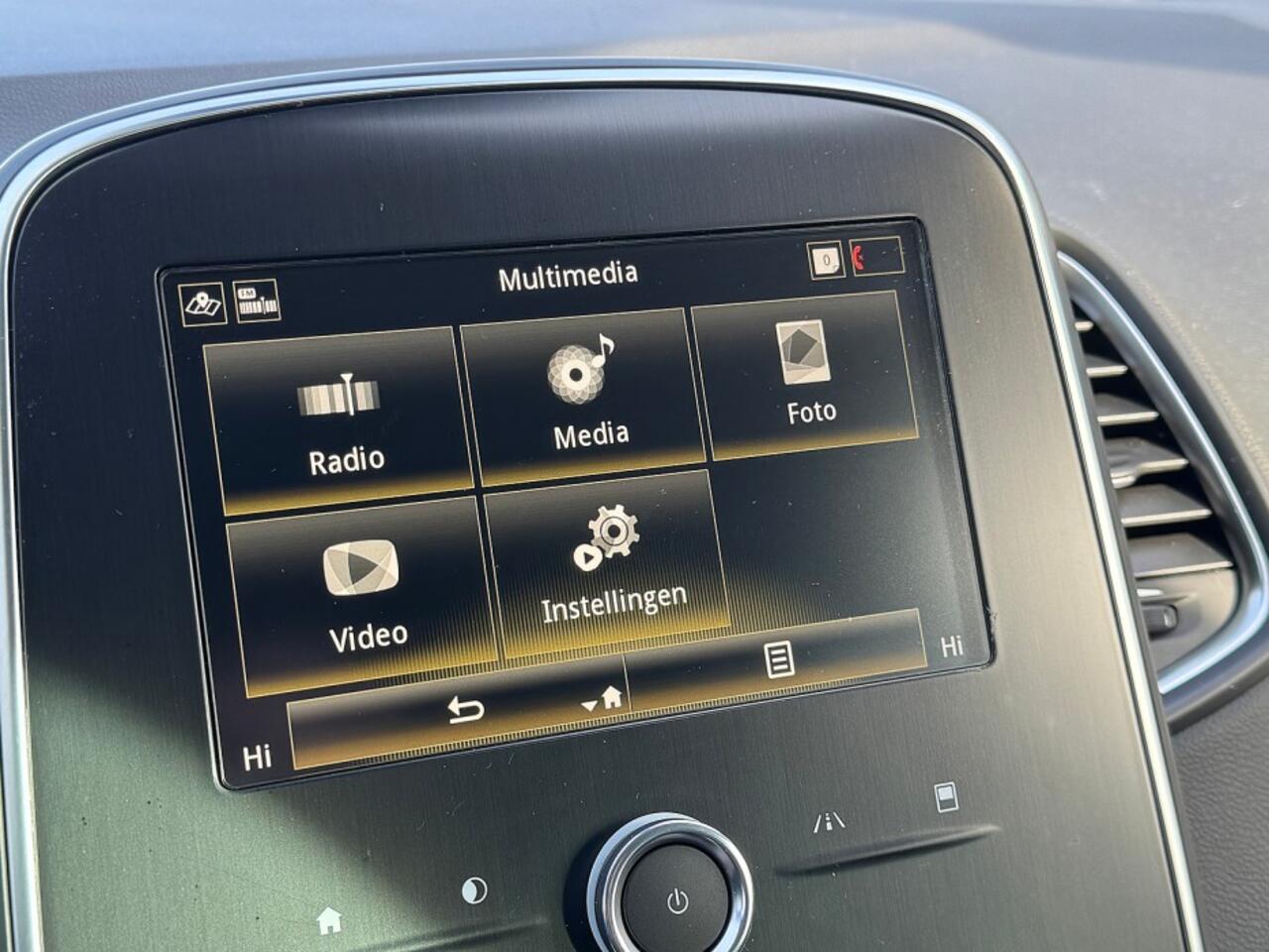 Renault GRAND SCENIC 1.3 TCe Business Zen ecc,navigatie,trekhaak,cruise,pdc