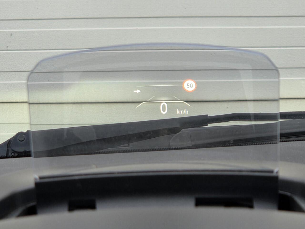 Renault GRAND SCENIC 1.3 TCe Intens 160 PK Automaat / 1e Eigenaar / Dealer Onderhouden / Lederen Bekleding met Elektrische Stoelen / Adaptief Cruise Control / Head Up Display / Bose Audio / Stoelverwarming / Dode Hoek Detectie / Achteruitrijcamera / Z.G.A.N. WINTERSET LM 7 / 