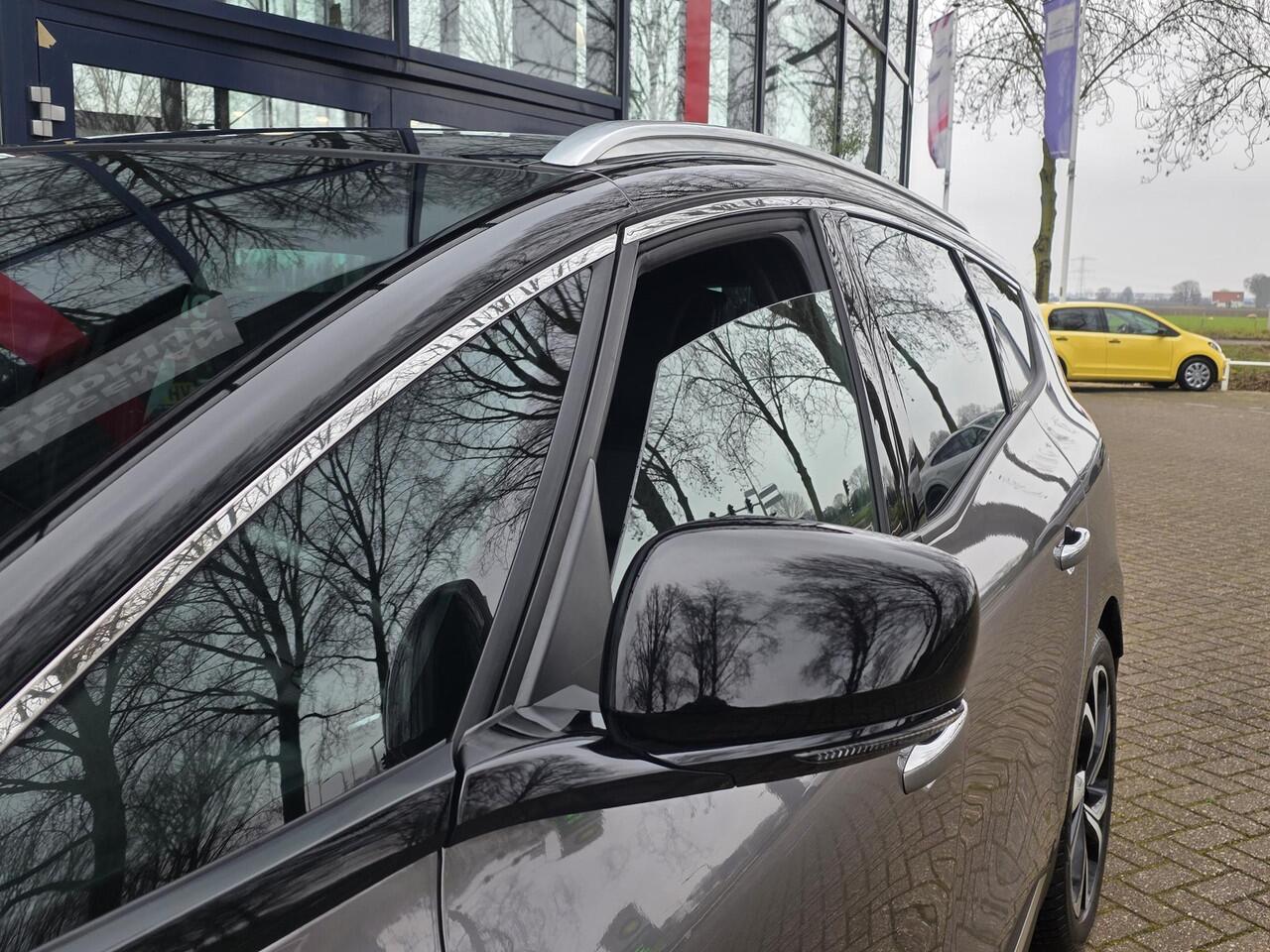 Renault GRAND SCENIC 1.3 TCe Executive AUTOMAAT | Panodak | Trekhaak | Leer | Stoelverwarming | Cruise Control