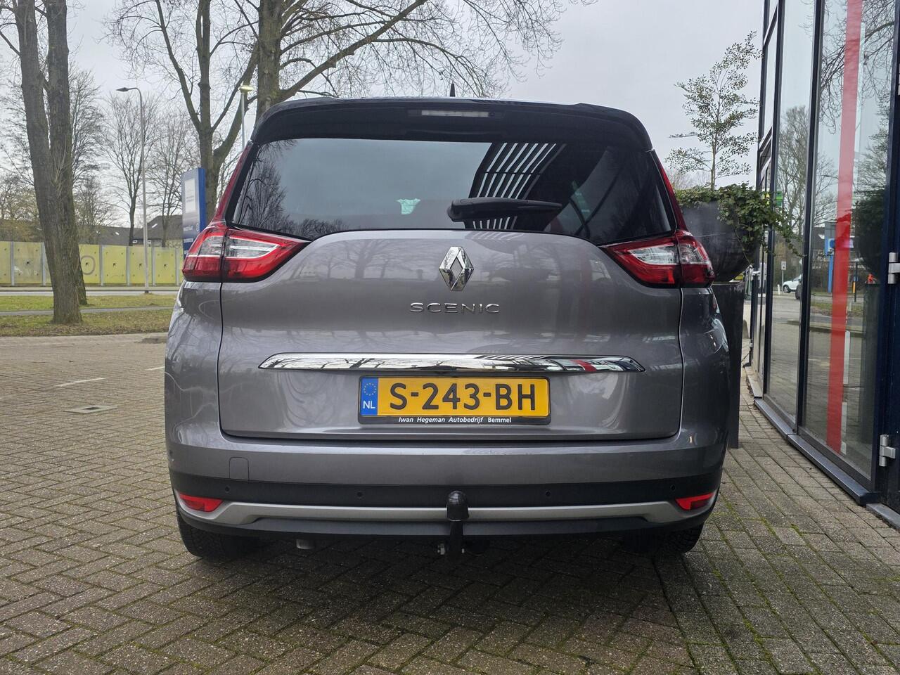 Renault GRAND SCENIC 1.3 TCe Executive AUTOMAAT | Panodak | Trekhaak | Leer | Stoelverwarming | Cruise Control