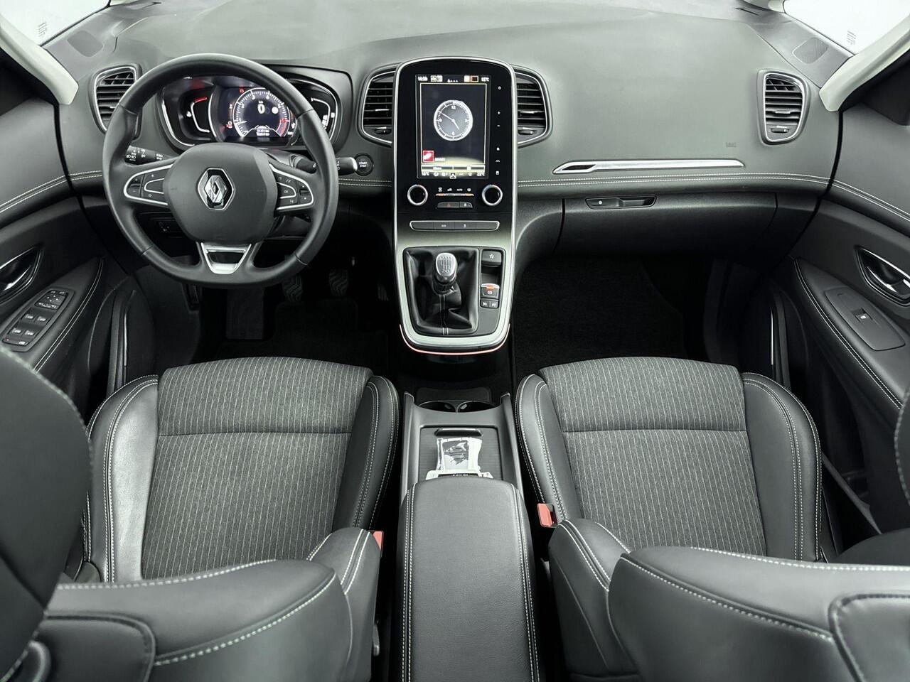 Renault GRAND SCENIC 1.3 TCe Techno 7p. | Apple Carplay & Android Auto | Electronic climate controle | 20 Inch velgen | Cruise control | Navigatie