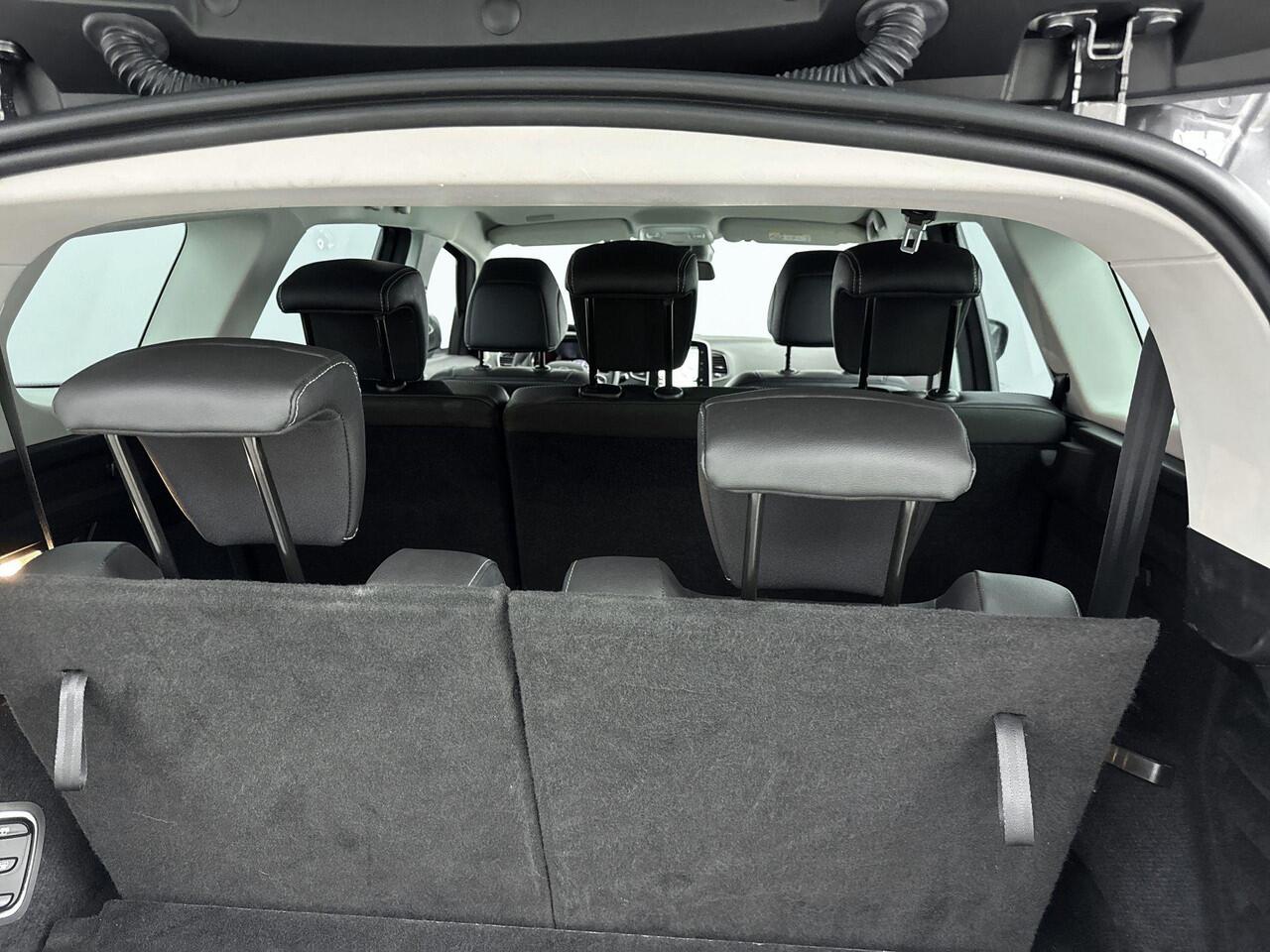 Renault GRAND SCENIC 1.3 TCe Techno 7p. | Apple Carplay & Android Auto | Electronic climate controle | 20 Inch velgen | Cruise control | Navigatie