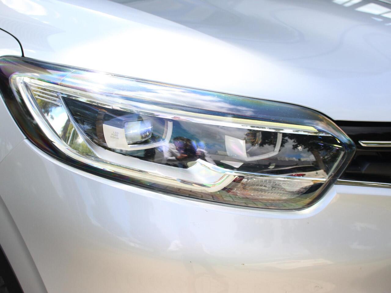 Renault KADJAR 1.2 TCe 130 Intens AUTOMAAT / TREKHAAK / DEALER OND. / PANODAK / NAVI / LED / PDC V+A / CAMERA / PRIV GLASS / BLINDSPOT / KEYLESS / BLUETOOTH / CRUISE / CLIMATE DUAL ZONE / 19'' LMV