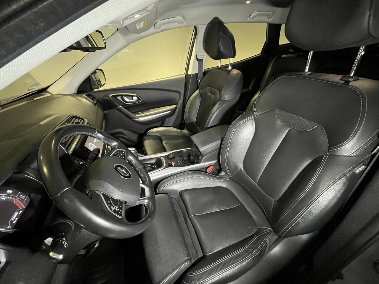 Renault KADJAR 1.3 TCe Intens | Leder | Trekhaak | Navigatie | Stoelverwarming |