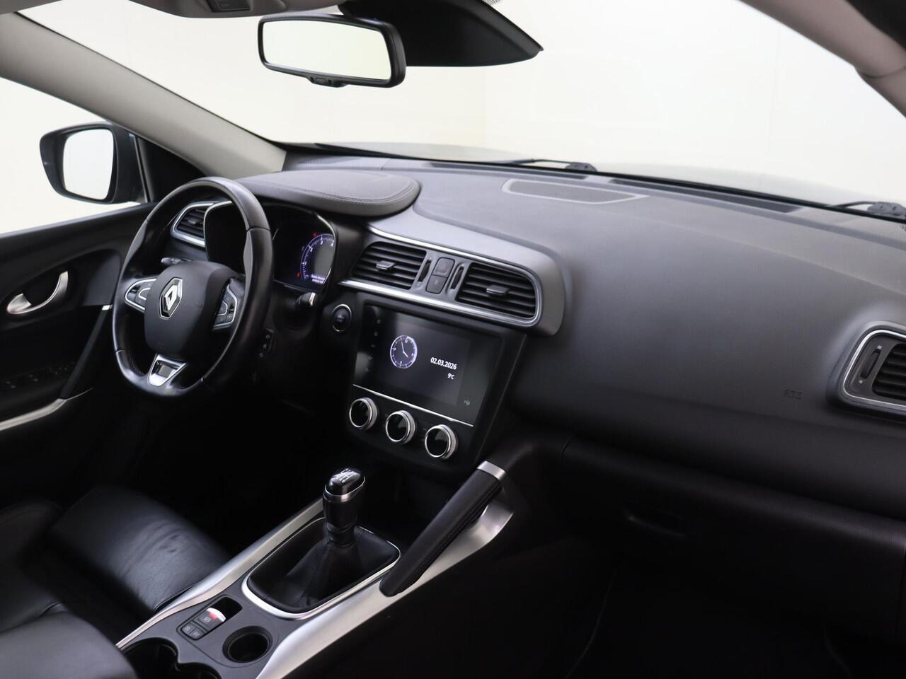 Renault KADJAR 1.3 TCe Intens | Achteruitrijcamera | Verwarmbare stoelen | Dode hoek detectie