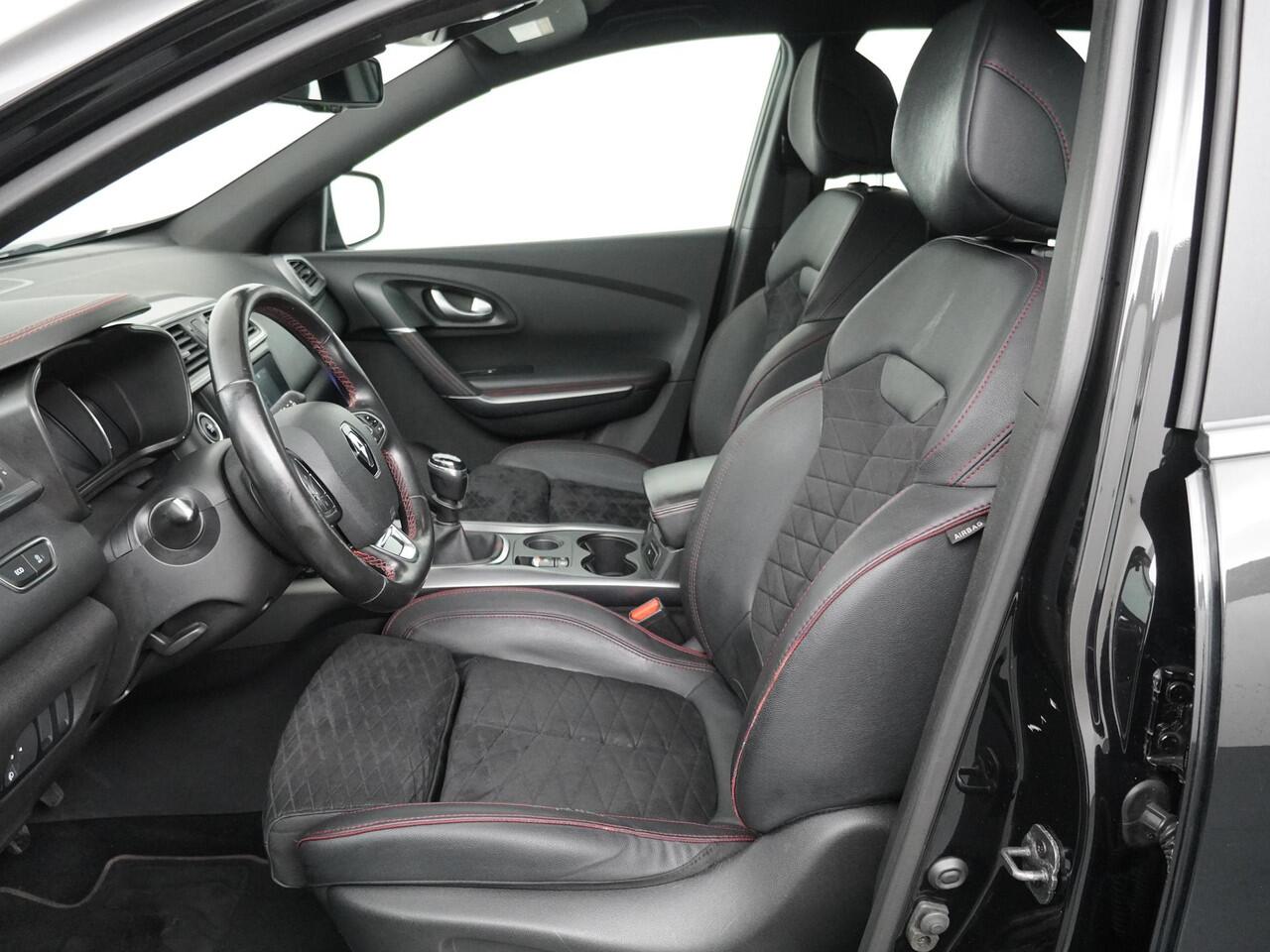 Renault KADJAR 1.3 TCe Intens - Navigatie - Climate Control - Stoelverwarming - LED koplampen