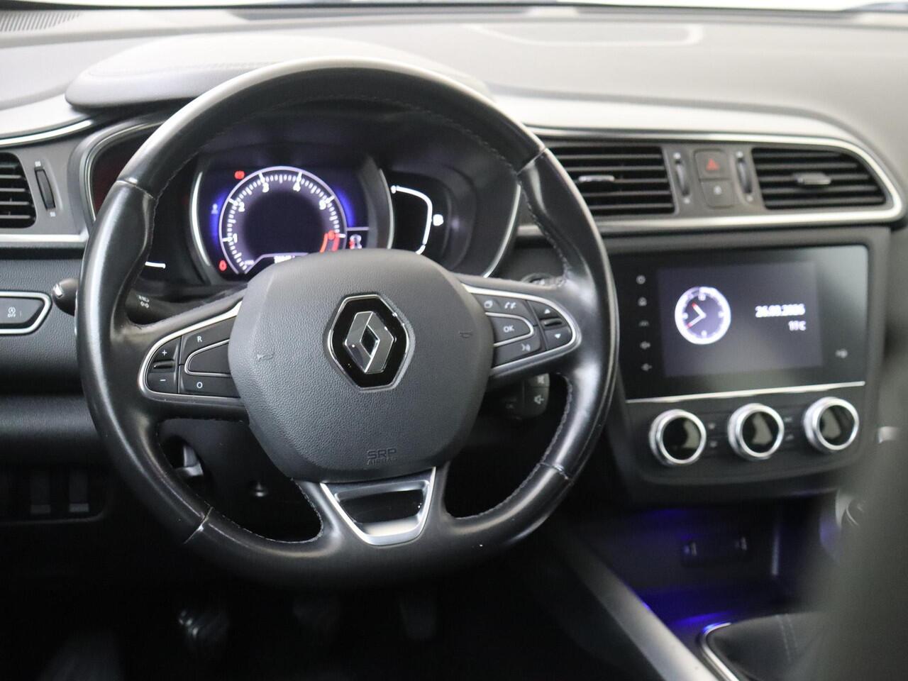 Renault KADJAR 1.3 TCe Intens | airco automatisch | Apple Carplay/Android | cruise control | lederen/stof bekleding | LED koplampen | lichtmetalen velgen 18" | navigatiesysteem full map |