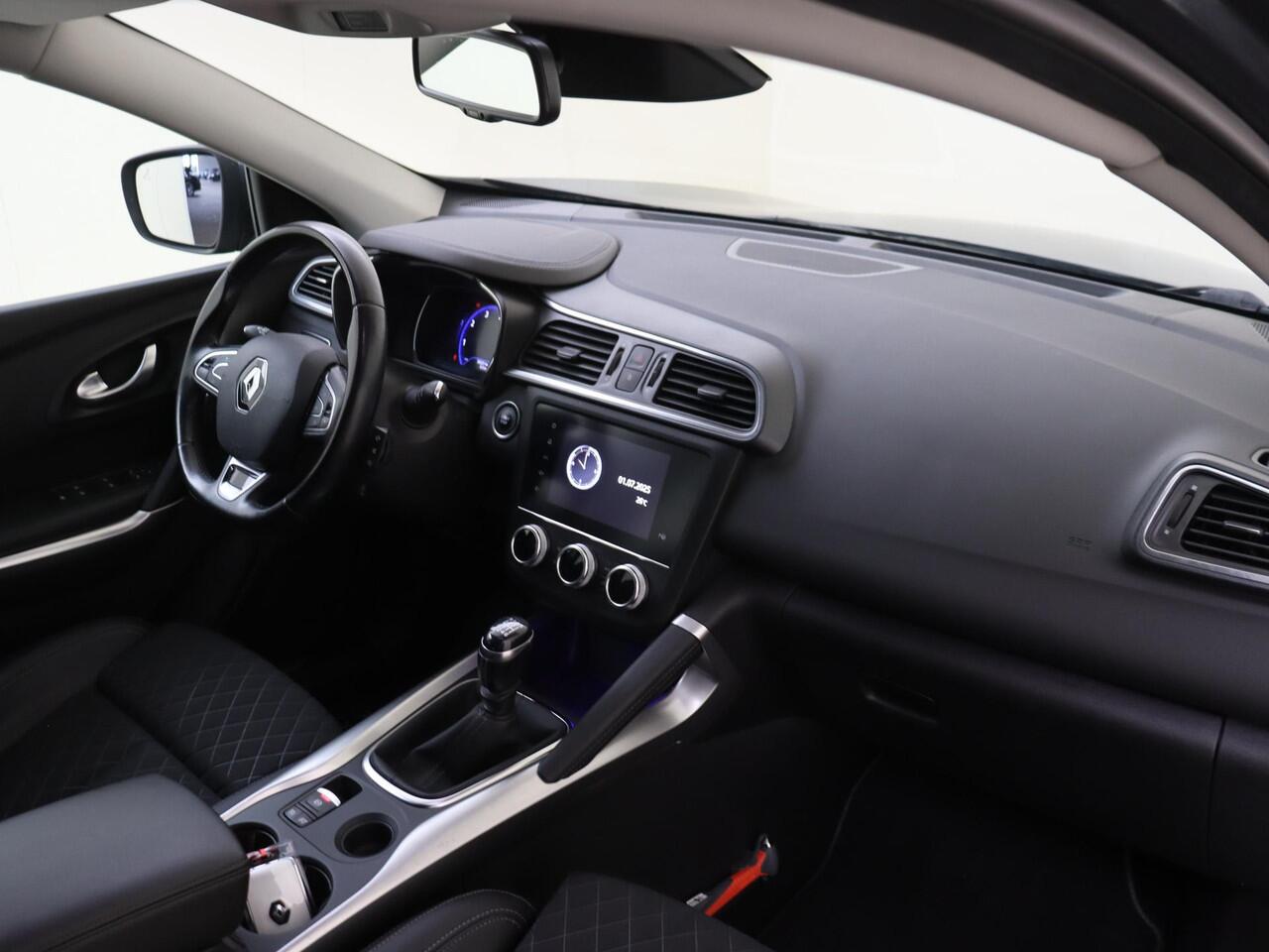 Renault KADJAR 1.3 TCe 140PK Intens | Navigatie | Climate Control | Cruise Control | Parkeersensoren Voor & Achter incl. Camera | Apple Carplay/Android Auto | Keyless |